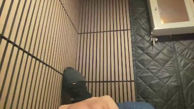 feetdude1 — Cam4 stream photo (Apr 2026)