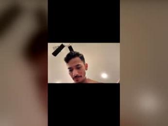 j0nnyk1ng — chaturbate