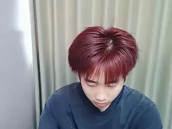 M888AO — Stripchat stream photo (Apr 2026)