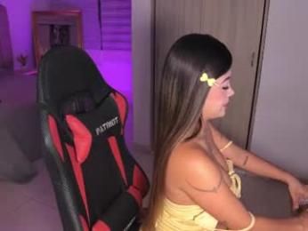 emily_____ — Chaturbate stream photo (Sep 2026)