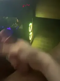 jstntz — вебкам-модель онлайн на stripchat