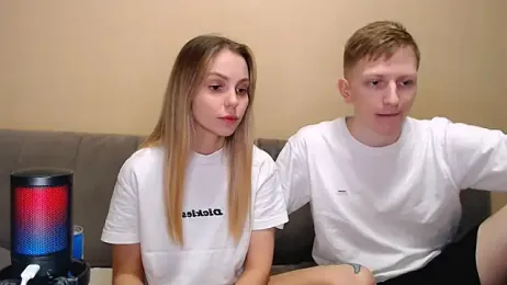 juliaanddima — Stripchat stream photo (Mar 2026)