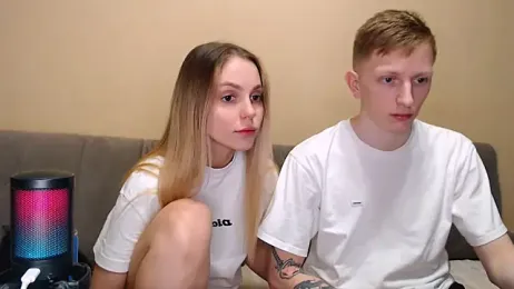 juliaanddima — Stripchat stream photo (Mar 2026)