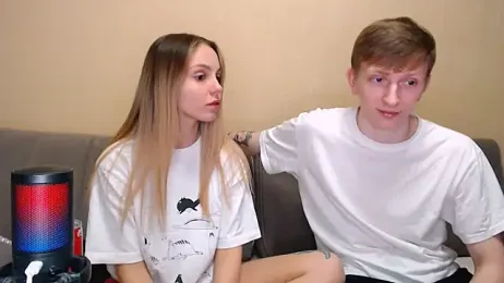 juliaanddima — Stripchat stream photo (Mar 2026)