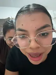 Adri_zu — Stripchat stream photo (Aug 2026)