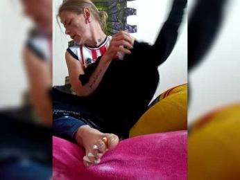 SexyMilfMom4VOYERS — Bongacams stream photo (Aug 2025)