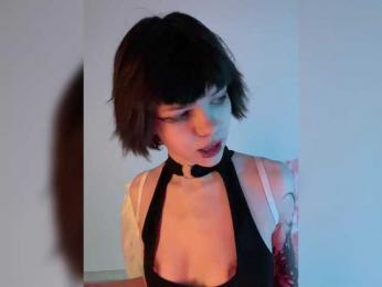 NieRiona — Bongacams stream photo (Nov 2025)