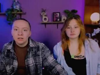 mila_glow — вебкам-модель онлайн на chaturbate