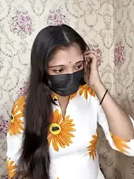 Lover_Girl__ — вебкам-модель онлайн на stripchat
