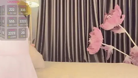 IvyMiss102 — вебкам-модель онлайн на stripchat