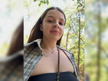 Rosalinelov — Bongacams stream photo (Sep 2026)
