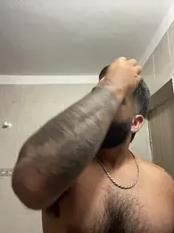 Lyon_vach — вебкам-модель онлайн на stripchat