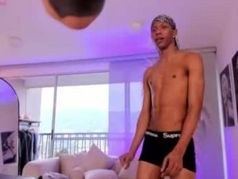 lennercollins_ — вебкам-модель онлайн на chaturbate