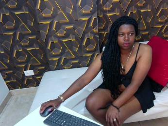 blackvelvet013 — Bongacams stream photo (Dec 2025)