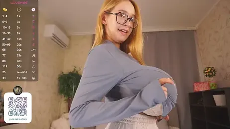 RosannaBennerman — вебкам-модель онлайн на stripchat