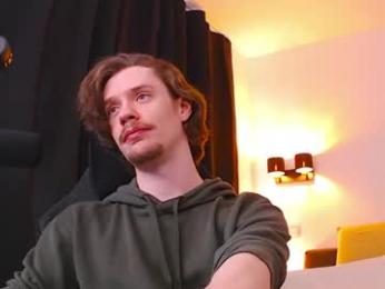 ironthud — вебкам-модель онлайн на chaturbate