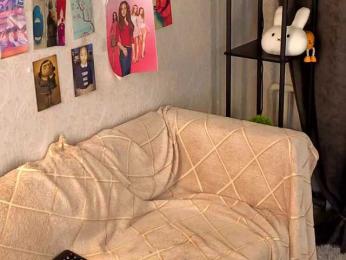 Liznip — вебкам-модель онлайн на bongacams