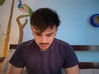 twunkanddaddy02 — вебкам-модель онлайн на stripchat