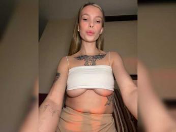 skinny-little-bitch — Bongacams stream photo (Mar 2026)