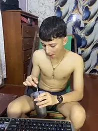 Artursmith — Stripchat stream photo (Apr 2026)