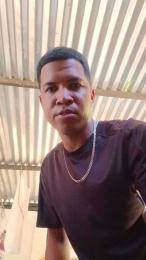 genderson — вебкам-модель онлайн на cam4