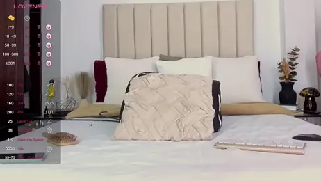 Romina_Brunnetesala1 — Stripchat stream photo (May 2025)