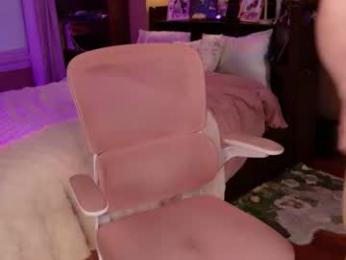 cokia_ — вебкам-модель онлайн на chaturbate