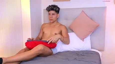 Almiboys — Stripchat stream photo (May 2026)