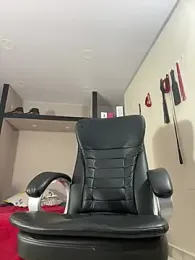 AlejoKhalifa_ — Stripchat stream photo (Apr 2026)