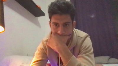 Vitruvio30 — вебкам-модель онлайн на cam4