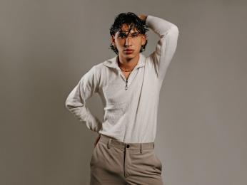AxelAlvareez — вебкам-модель онлайн на livejasmin