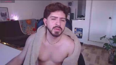 Leoliciousss — Cam4 stream photo (Apr 2026)