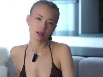 sammymally — вебкам-модель онлайн на chaturbate