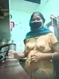 Cute-Charvii — Stripchat stream photo (Feb 2026)