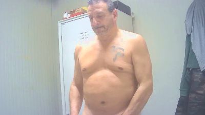 Trombatore72 — вебкам-модель онлайн на cam4