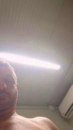 Trombatore72 — вебкам-модель онлайн на cam4