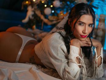 AnnMyer — вебкам-модель онлайн на livejasmin