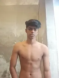 monster_33 — вебкам-модель онлайн на stripchat