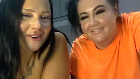 SnowBunnie97 — Stripchat stream photo (Dec 2025)