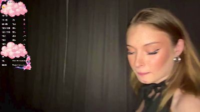 RoseReddish — вебкам-модель онлайн на cam4