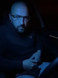 _Haptic_ — вебкам-модель онлайн на stripchat