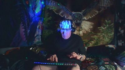 biteme69691 — Cam4 stream photo (Apr 2026)