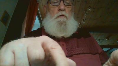 legov4 — Cam4 stream photo (Apr 2026)