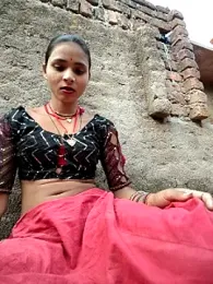 R_Roshni — вебкам-модель онлайн на stripchat