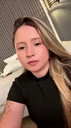 MiaPetit_ — Stripchat profile photo