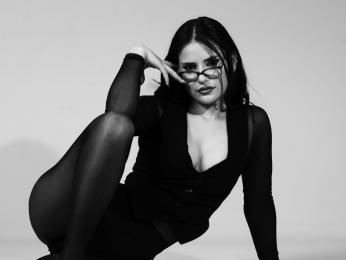 JadeAgliyah — вебкам-модель онлайн на livejasmin