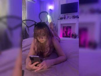 BunnyGoddess — вебкам-модель онлайн на bongacams