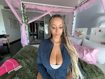Naomisroom — вебкам-модель онлайн на stripchat