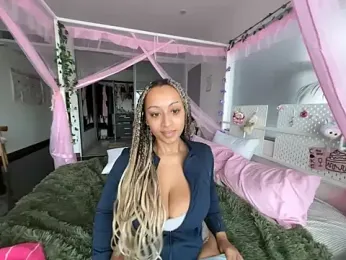 Naomisroom — вебкам-модель онлайн на stripchat