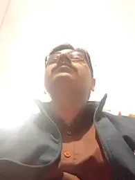 Srmotrs — Stripchat stream photo (Mar 2026)